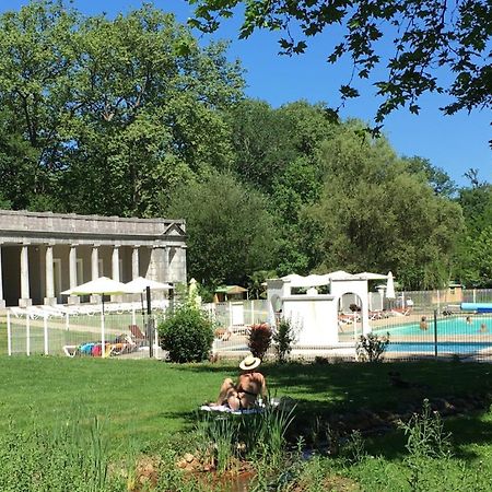 Camping 3 Etoiles - Piscine Chauffee - Vue Montagne Saint-Girons  Exteriör bild